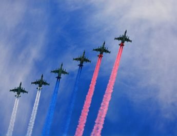 Portada de aviones rusos en el Día de la Victoria