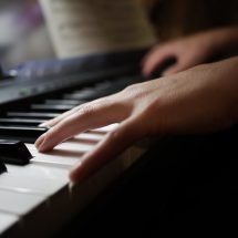 Vida de confinamiento: Un concierto solidario desde casa