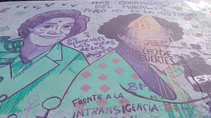 Mural feminista vandalizado en Alcalá de Henares