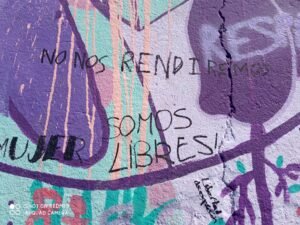 Mural feminista vandalizado en Alcalá de Henares