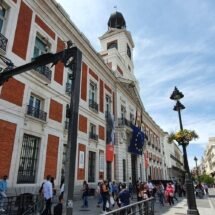 Edificio en la Puerta del Sol, sede la comunidad de Madrid