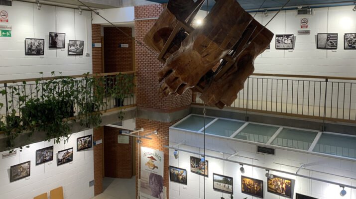 Sala de la exposición vista de la planta de arriba