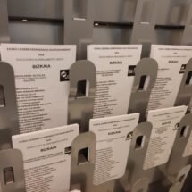 Papeletas de los partidos en las elecciones vascas