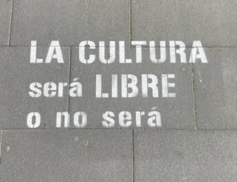 Cartel sobre cultura libre