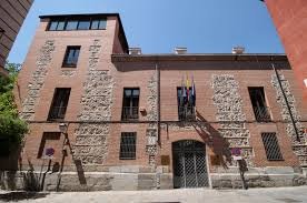 Edifico del siglo XVII en Madrid que sirve como sede de la FEMP. 