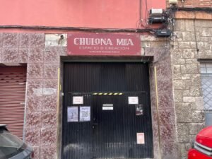 Entrada al espacio de creación Chulona Mía