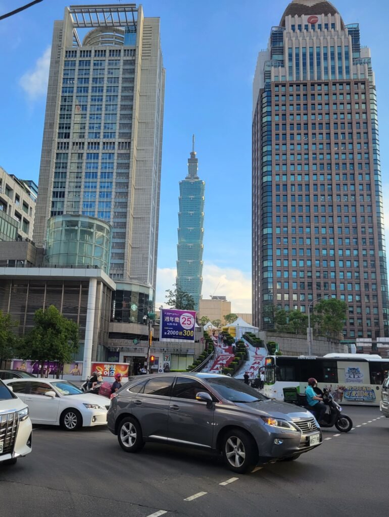 Skyline Taipei, coronado con el Taipei 101