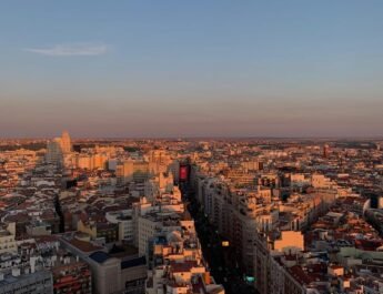 Vista del centro de Madrid, uno de los espacios con mayor concentración de viviendas turísticas de la ciudad.
